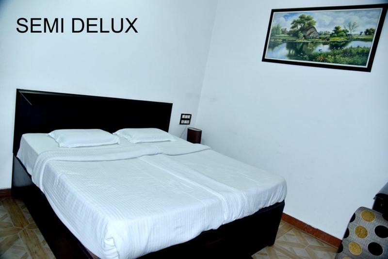 Hotel Royal Classic Bareilly Luaran gambar